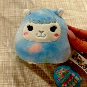 Flip a mellow squishmallow llama and panda
